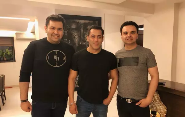 iulia-vantur-salman-khan-probleme-cu-legea-8