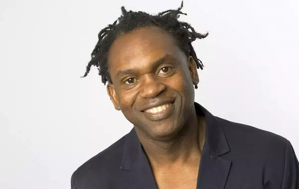 5f3f3bd78d2dd1ed74f5362d281f710c4261c95a-1