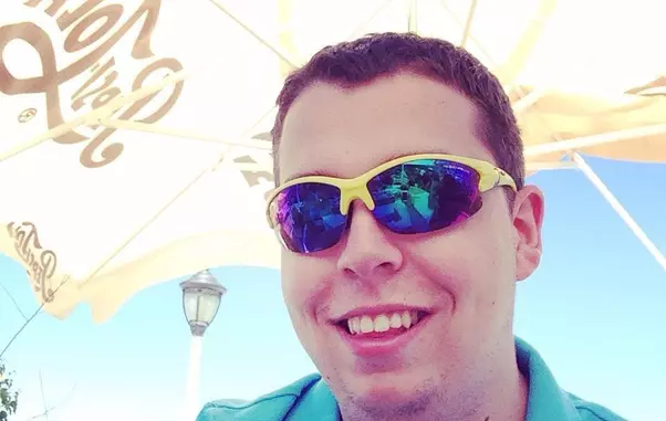 1-Denise-Rifai-frate