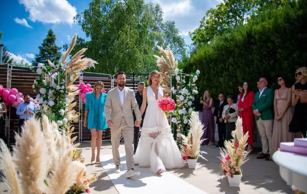 Astazi-este-ziua-de-nastere-a-Gabrielei-Prisacariu-Otil.-Imaginea-superba-postata-de-Dani-Otil-in-social-media-1-1536×1023-1