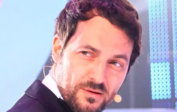 Andrei-Aradits-sotie-