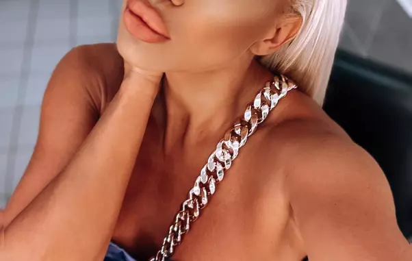 anda-adam-retragere-bravo-ai-stil-1