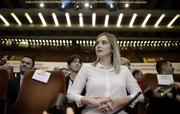 unde-s-a-mutat-liviu-dragnea-3