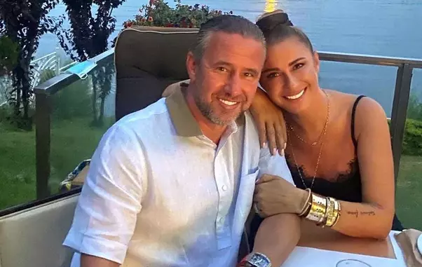 1969454d-5184-49e3-a143-541aa8b8ddfd