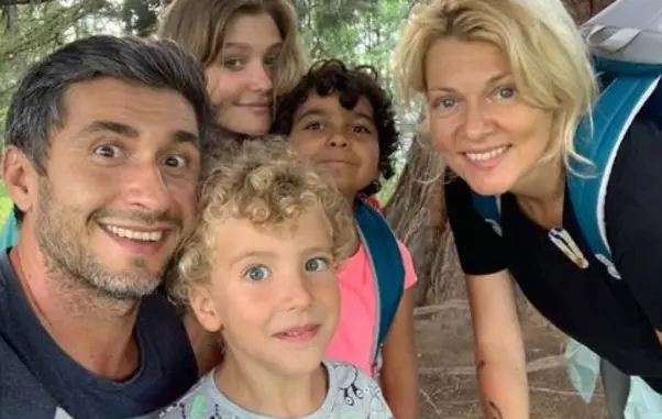 Familia lui Dragos Bucur