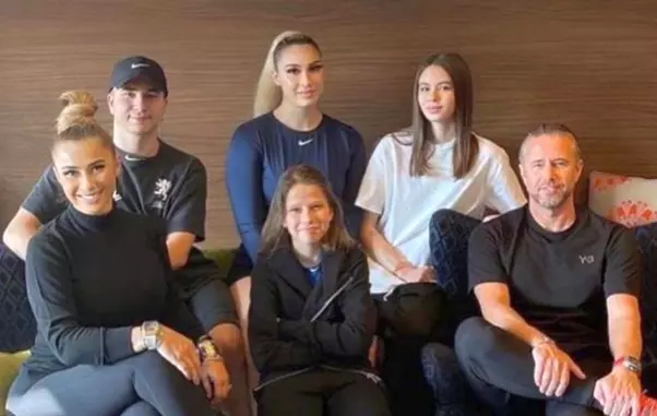 anamaria-prodan-copii-laurentiu-reghecampf