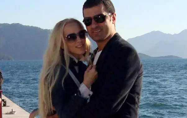 Anca Neacsu divortaeaza