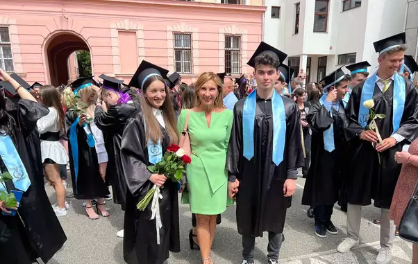 Carmen Iohannis cu elevii sai