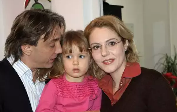 raluca-moianu-fiica-10