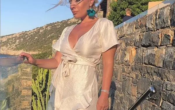 Giulia-Nahmany-costum-de-baie10