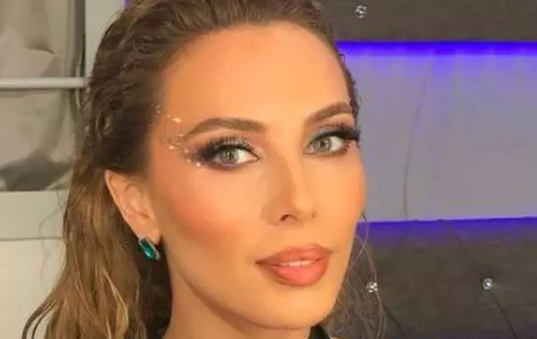 iulia-vantur-7