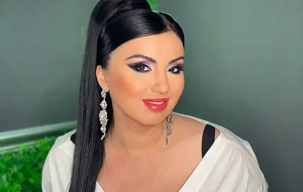 ADRIANA-BAHMUTEANU-2