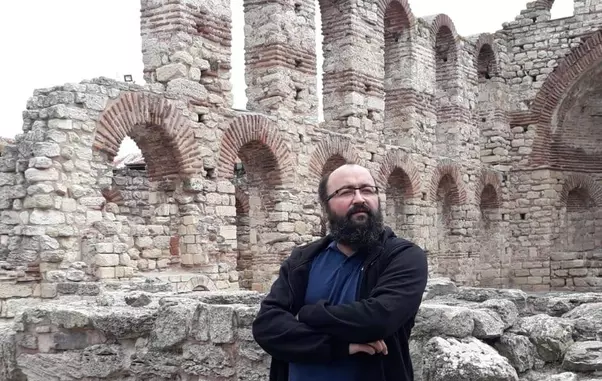 202767450_100636325608657_3709662780868628504_n-2