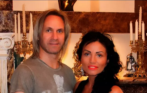 alin oprea si larisa