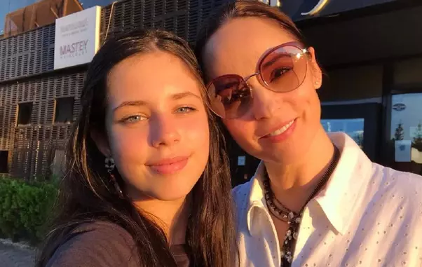 andreea-marin-si-violeta-1-3