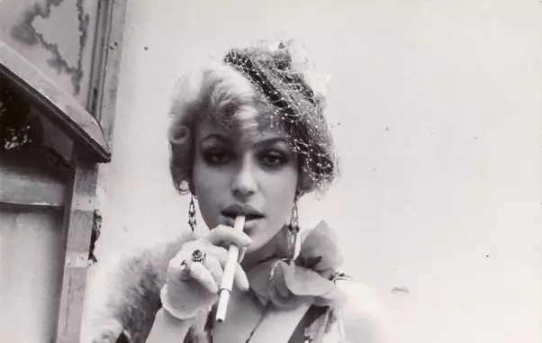 corina chiriac tanara