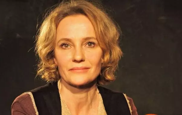 lia-bugnar-accident-cu-bicicleta.-actrita-a-ajuns-la-spital-dosar-penal-pentru-vatamare-corporala-1280×720-3