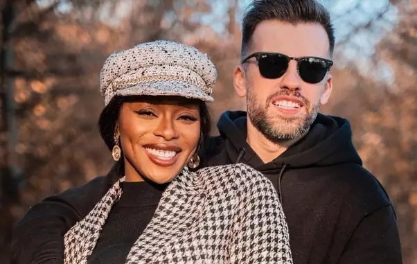 naomi si florin ristei