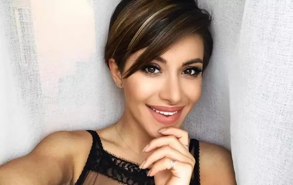 246_nicoleta_nuca1