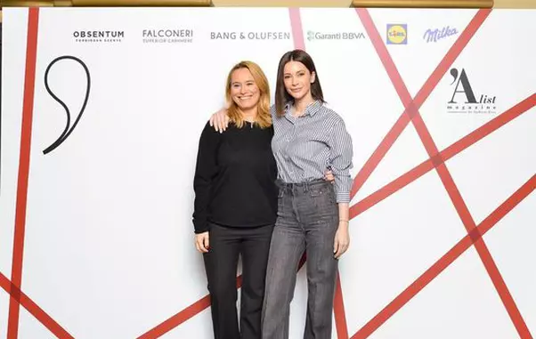 ANDREEA BERCLEANU SI ESCA