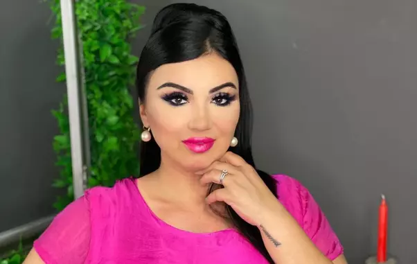 adriana-bahmuteanu-emisiune-crop-1668589005