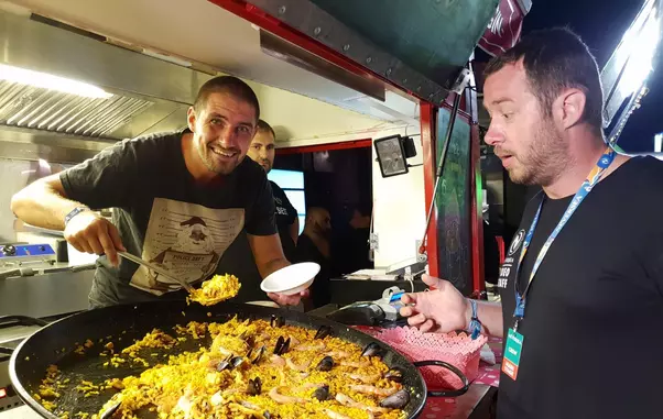 36711065_2113399938689836_2715593729749549056_n