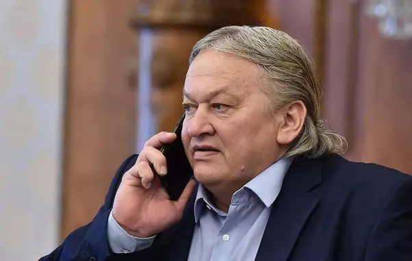 danut-lupu-dus-de-la-inml-dupa-ce-a-fost-ridicat-din-trafic-de-polisti-prima-reactie-a-fostului-international_size6