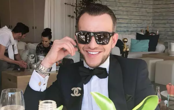 pelger_4_89195700_23837200