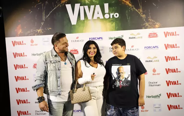 adriana-bahmuteanu-1-1