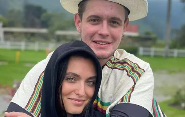 alexia si aris eram america express franceza