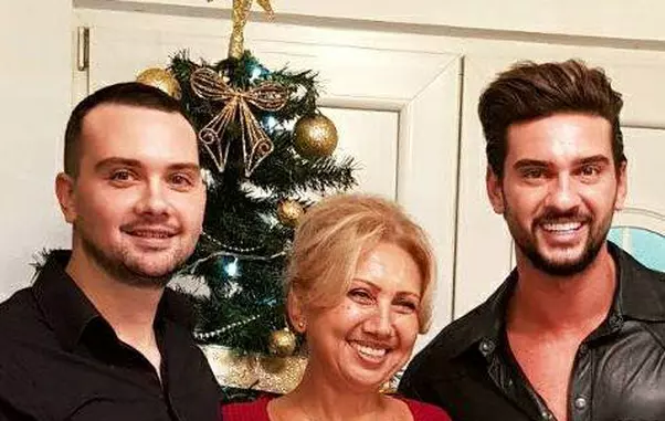 kuminita-popa-cu-copiii