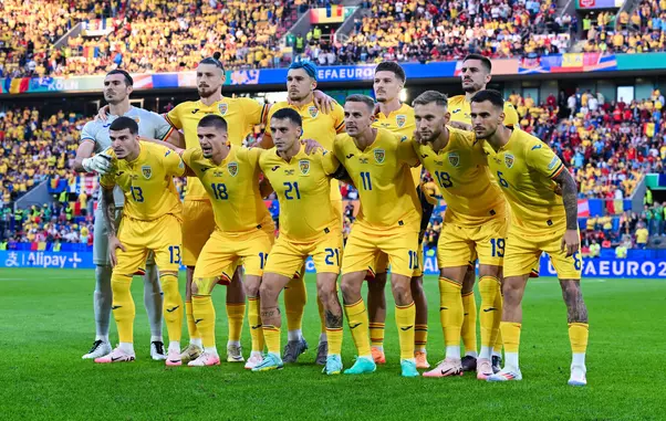Torwart Florin Nita (Romania), Radu Dragusin (Romania), Andrei Ratiu (Romania), Dennis Man (Romania), Andrei Burca (Roma