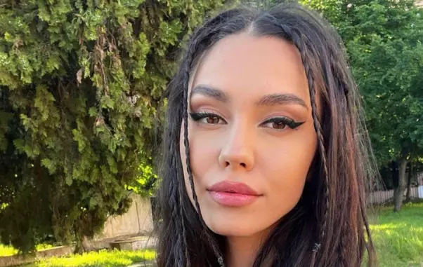 aD0yNWUwYjUyMjVkMjg4NjI0NjNjNDAzOGRlZmQ4ZTUzMA==.thumb