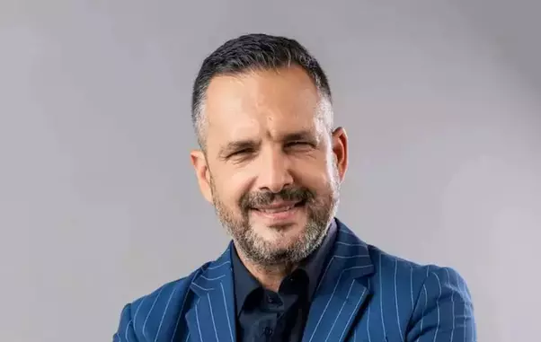 cine-este-madalin-ionescu