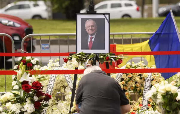 BUCURESTI – PALATUL COTROCENI – FUNERALII – ION ILIESCU