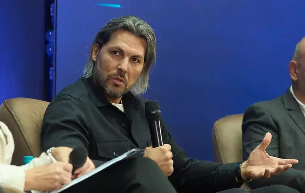 adi-vasile-prezentator-survivor-antena1-10