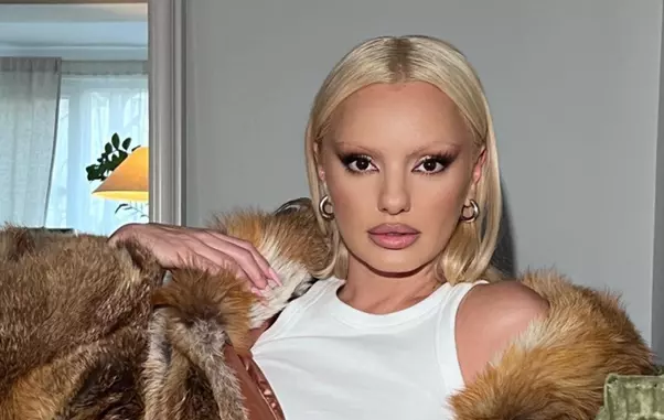 Alexandra Stan0