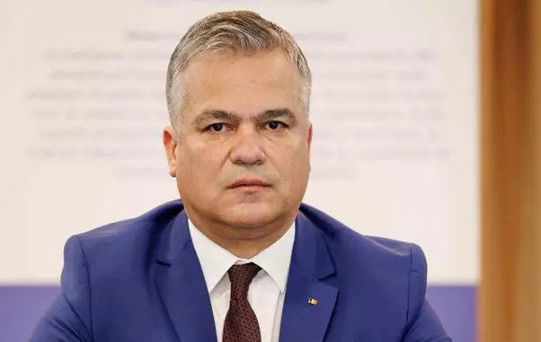 Adrian Veștea (5)