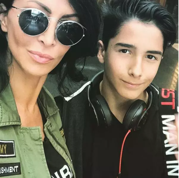 Ayan-si-Mihaela-Rădulescu