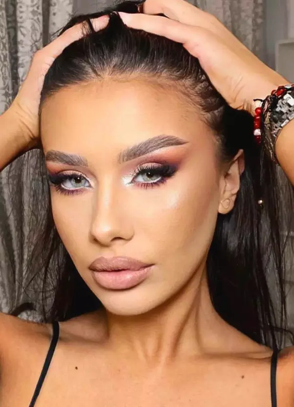 cine-este-andreea-homescu-insula-iubirii-2026 (5)