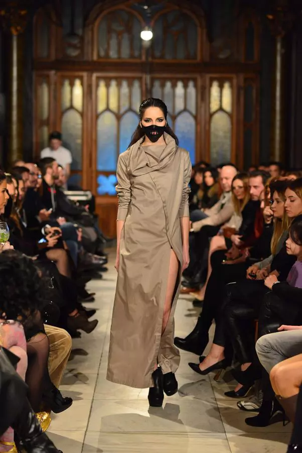 prezentare moda Andra Andreescu