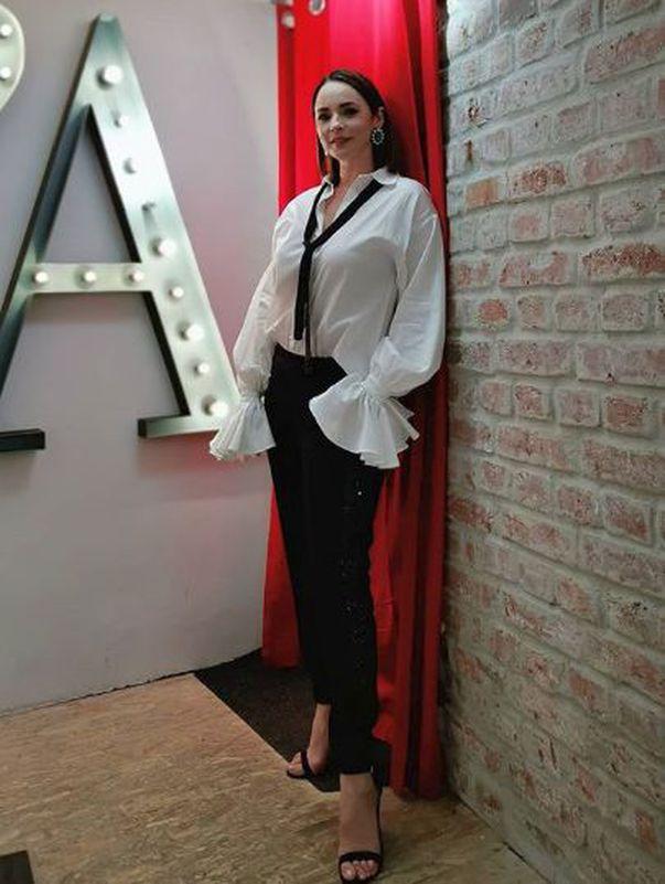 Cum Arată Casa De Vacanță Pe Care O Deține Andreea Marin La Munte In Romania Impact