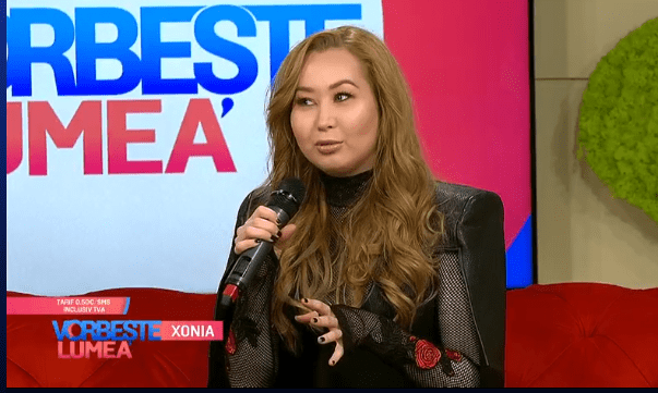 Xonia are fața umflată și nu știe motivul pentru care este de nerecunoscut