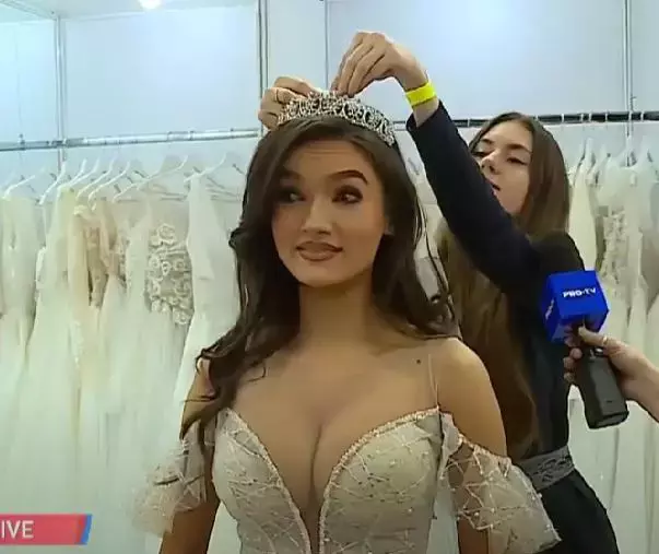 viviana-sposub-in-rochie-de-mireasa-1