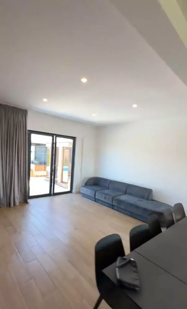 Cum arată casa din București a lui Marcel de la „Insula iubirii” 2024  (7)