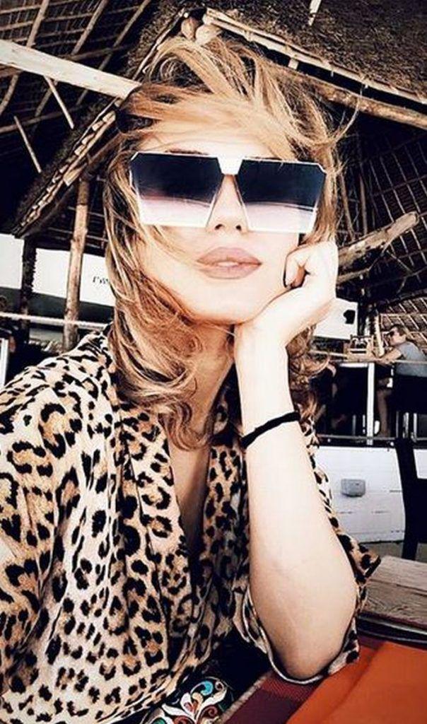 Michaela Prosan în copilărie - Viva.ro