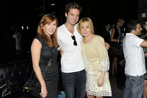 mama-sebastain-stan-8