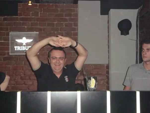 1916829_103521472999056_4972313_n