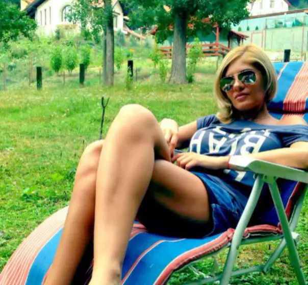 Valentina Dinca1