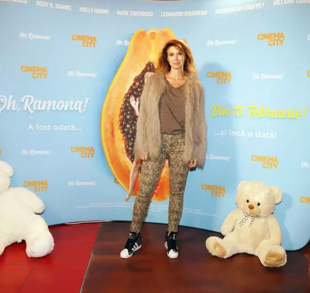 ALINA CHIVULESCU ACTRITA